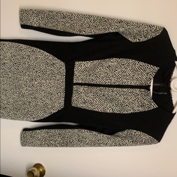 Dress size small - Picture 2 of 3